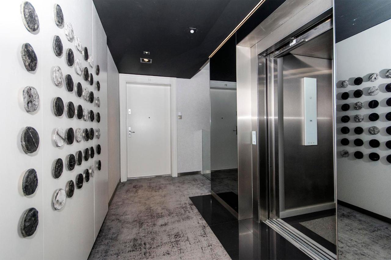 7Th Floor Rooms & Apartments גדינייה מראה חיצוני תמונה